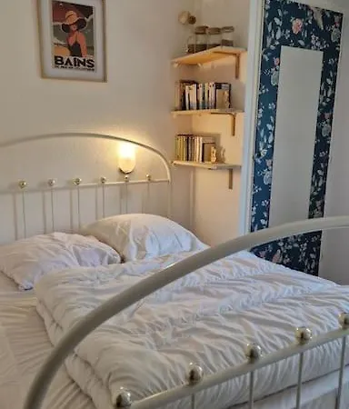 בית נופש Le Lotus Bleu פורניק